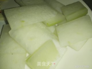 鲫鱼冬瓜汤的做法步骤：3