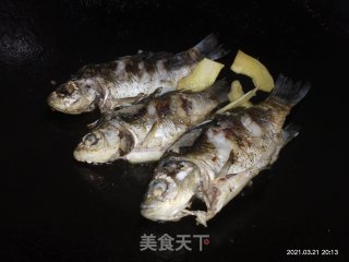 鲫鱼冬瓜汤的做法步骤：7