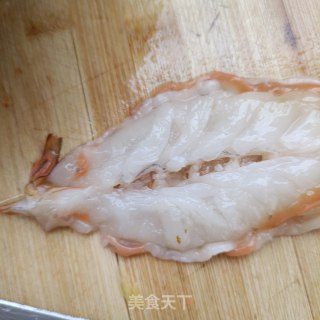 鲜虾荷兰豆沙拉的做法步骤：2