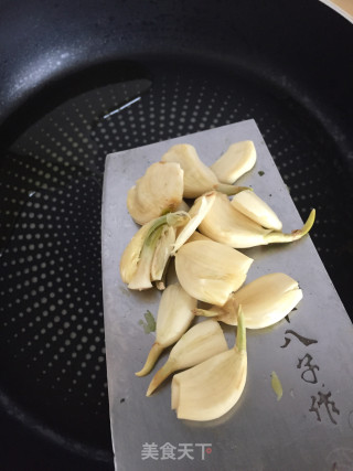 香椿芽炒螺丝椒的做法步骤：6