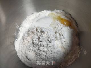 肉松卷的做法步骤：1