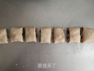 葡萄干馒头卷的做法步骤：7
