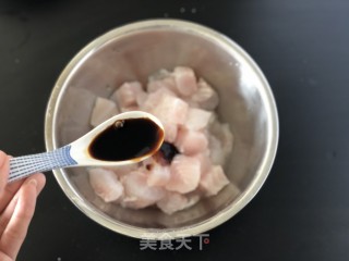 清蒸巴沙鱼的做法步骤：1