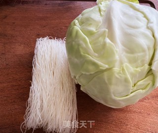 包菜粉丝的做法步骤：1