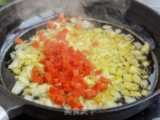 咖喱黄金小米炒饭的做法步骤：3