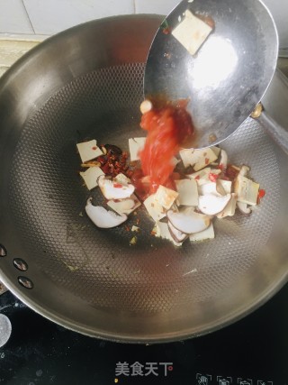 香菇豆腐汤面的做法步骤：4