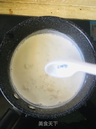 牛奶泡饭的做法步骤：4