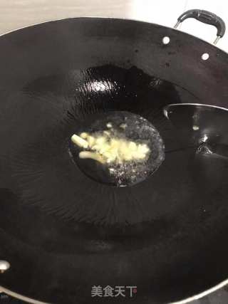 辣炒豆干肉丝的做法步骤：1