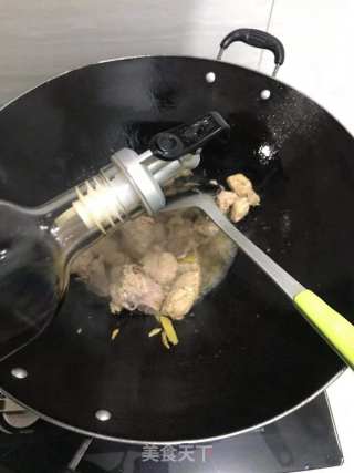 红烧肉骨头的做法步骤：4
