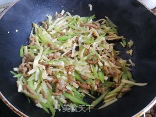 双笋炒肉丝的做法步骤：5
