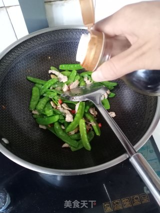 瘦肉炒河南豆的做法步骤：8