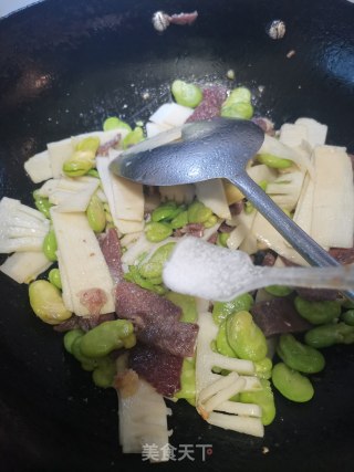 蚕豆春笋炒咸肉的做法步骤：12