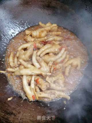 红烧鸡爪的做法步骤：5