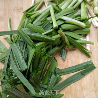 韭菜鸡蛋炒口蘑的做法步骤：1