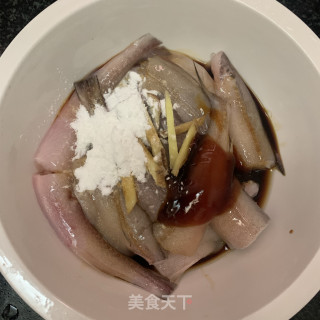 黄豆酱焖豆腐鱼的做法步骤：3