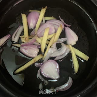 黄豆酱焖豆腐鱼的做法步骤：5