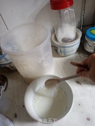 醪糟鸡蛋布丁的做法步骤：4