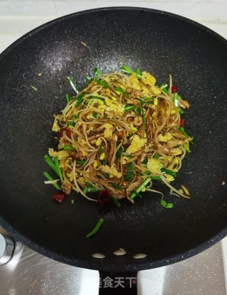 炒合菜的做法步骤：13