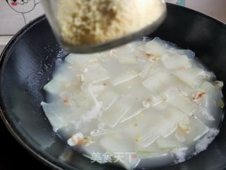 虾皮冬瓜汤的做法步骤：9