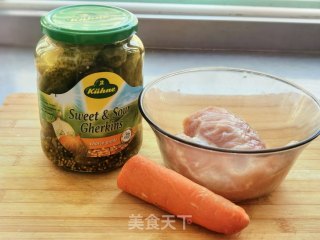 酸甜青瓜炒鸡丝的做法步骤：1
