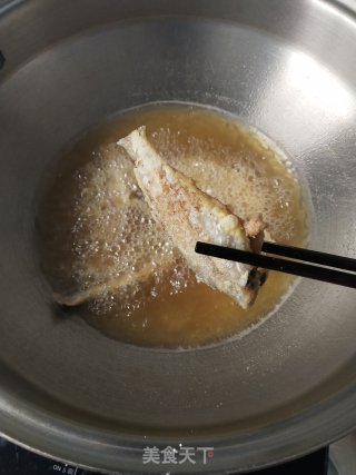 酥炸小黄鱼的做法步骤：5