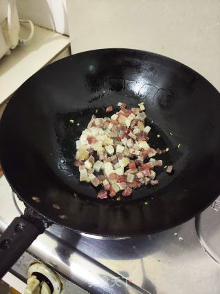 腊味笋丁的做法步骤：7