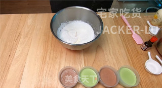 超简单云朵蛋糕，口感独特，像棉花糖一样，绵软细腻、入口即化。的做法步骤：3