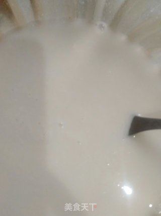 葱花鸡蛋饼的做法步骤：2