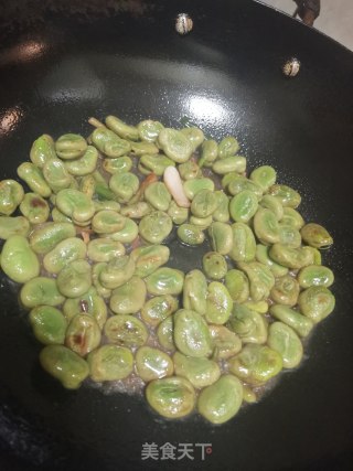 香葱煸蚕豆的做法步骤：7