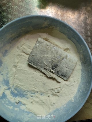 老干妈焖带鱼的做法步骤：5