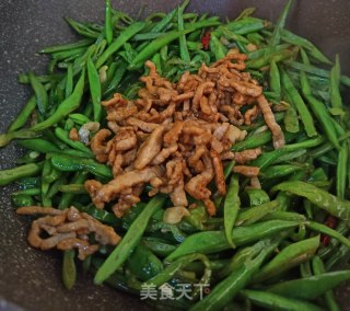 豆角炒肉丝的做法步骤：6