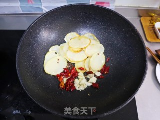 干锅香辣土豆片❗️香辣过瘾又下饭的做法步骤：5