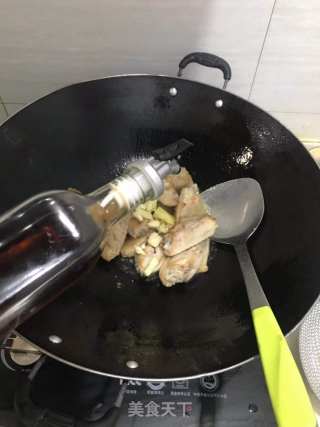 红烧鸡翅的做法步骤：3