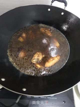 红烧鸡翅的做法步骤：6