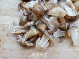 烤姬松茸的做法步骤：3