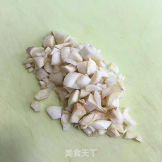 蒜蓉菠菜的做法步骤：1