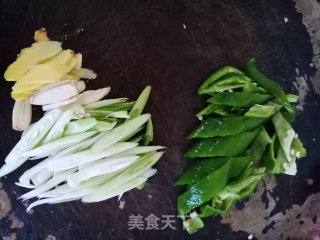 油爆猪肝的做法步骤：3