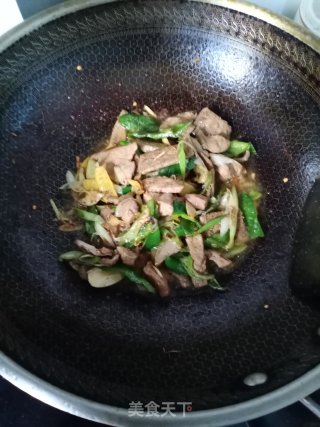 油爆猪肝的做法步骤：7