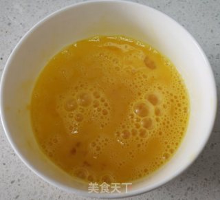 菠菜炒鸭蛋的做法步骤：1