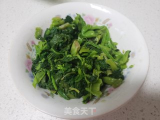菠菜炒鸭蛋的做法步骤：3