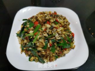 酸菜肉末炒小笋的做法步骤：12