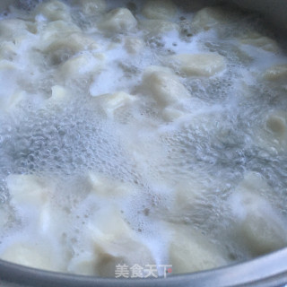 酸汤荠菜饺子的做法步骤：9