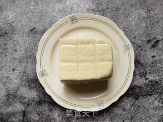 手掰豆腐的做法步骤：1