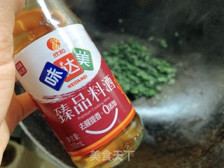 荠菜炒鸡蛋的做法步骤：5