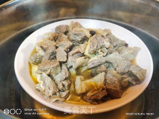 土豆烧牛腩的做法步骤：5