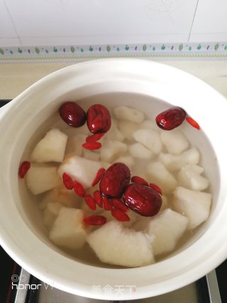 甜饮之水煮荸荠的做法步骤：2