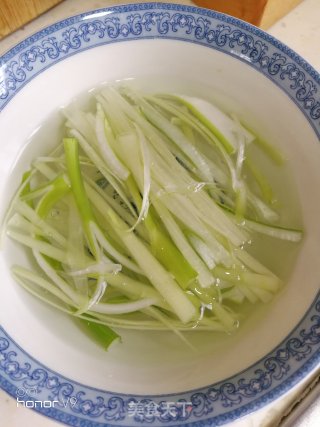 清蒸多宝鱼的做法步骤：3