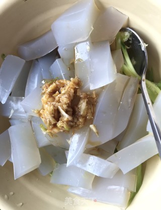 黄瓜丝拌凉粉的做法步骤：5