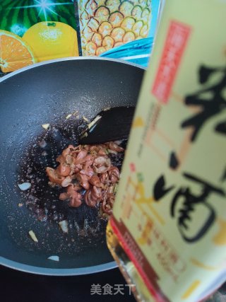 辣椒炒肥肠的做法步骤：8