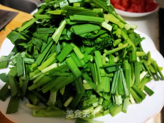 鸡蛋虾仁炒韭菜的做法步骤：3
